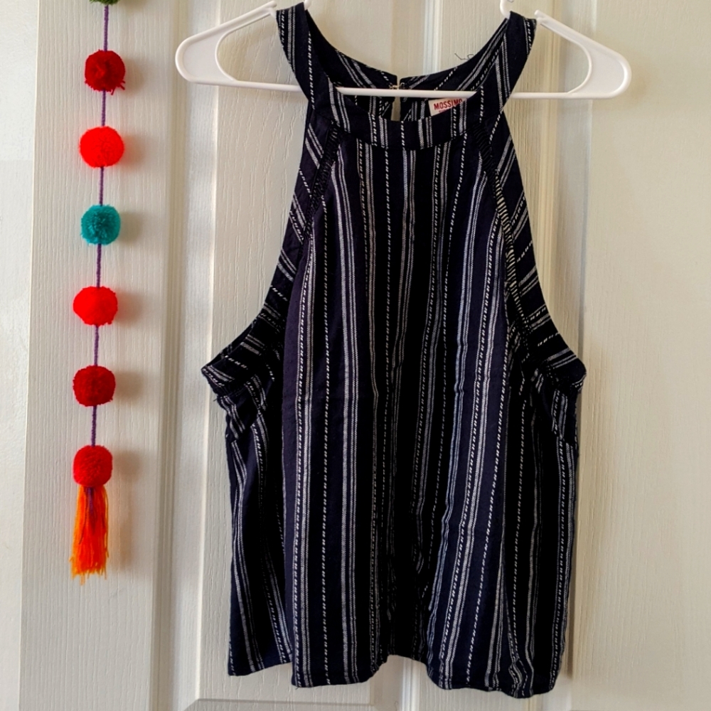 Sleeveless blouse